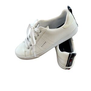 Tommy Hilfiger White Lelita Sneakers Athletic Shoes Size 7